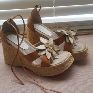 London underground wedge sandals